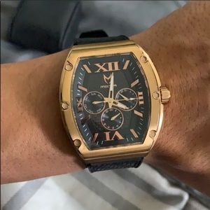 MSTR Major Gold Watch
